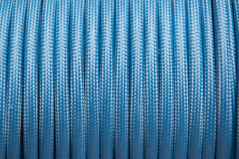 Égszínkék textilkábel